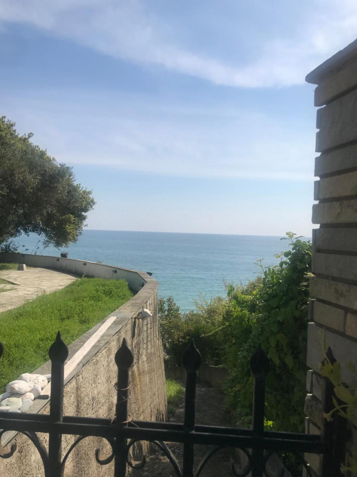 Zeusplace Seaside Home Private Beach And Parking Plaka Litochorou Exterior photo